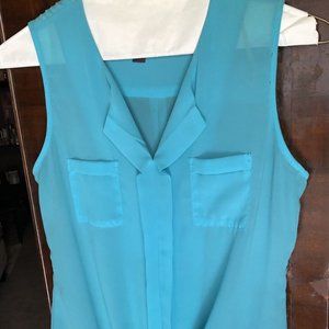 Fun and Flirt Ladies Blue Sleeveless Blouse Preowned MED. SALE 40% OFF AS MARKED